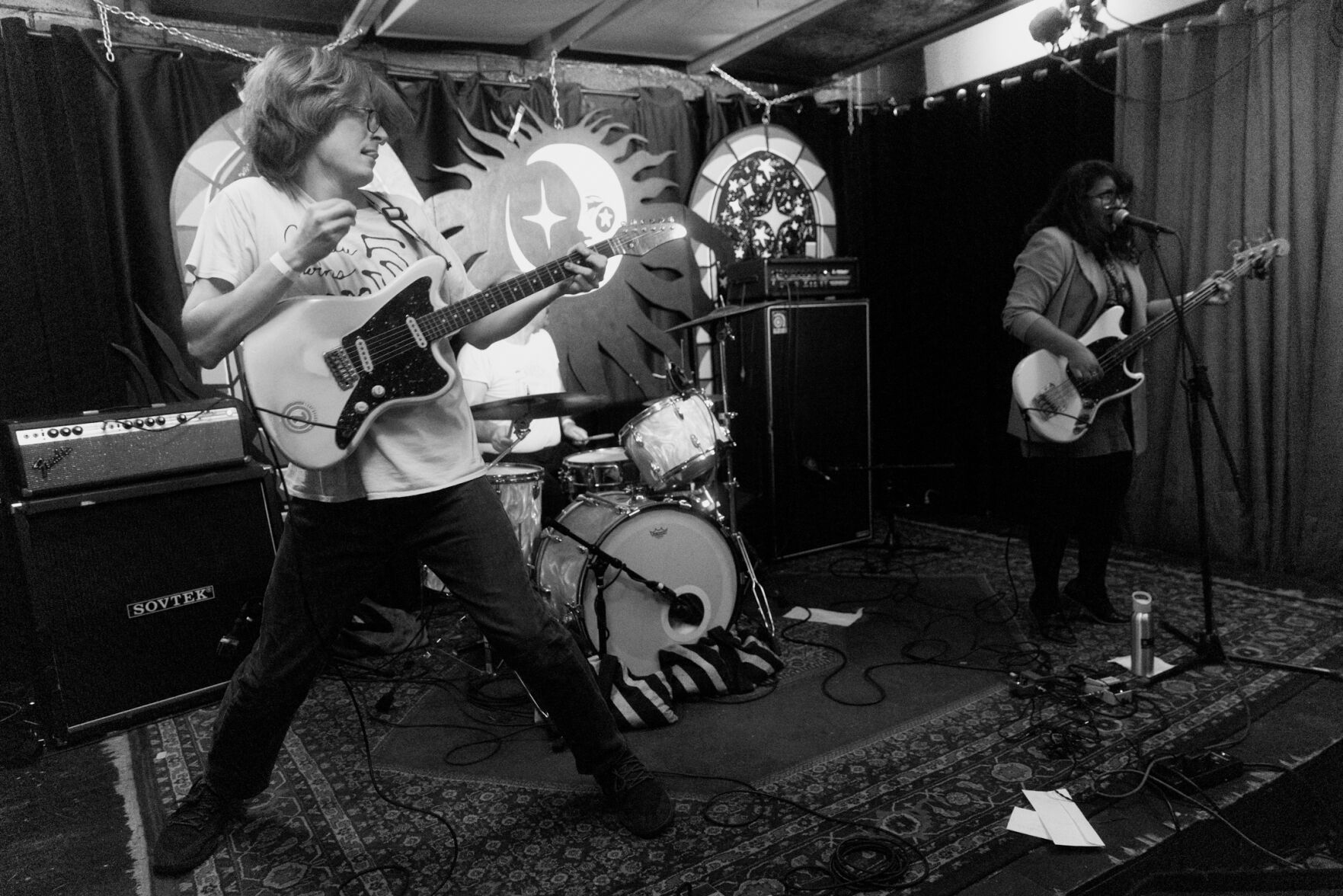 drkmttrfest-19-sweeping-promises.jpg